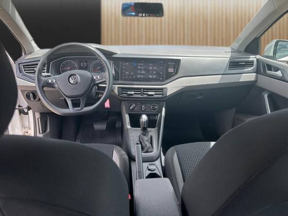 VOLKSWAGEN VIRTUS 1.0 200 TSI COMFORTLINE AUTOMÁTICO